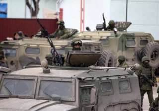 ukraine mobilizes army as west warns russia -... ukraine mobilizes army as west warns russia -...