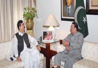 zardari is our pace attack bowler gilani - India... zardari is our pace attack bowler gilani - India...