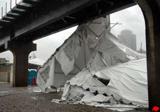 1 dead after storm blows down us beer tent -... 1 dead after storm blows down us beer tent -...