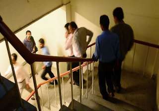 5.1 magnitude quake hits southwest pakistan -... 5.1 magnitude quake hits southwest pakistan -...