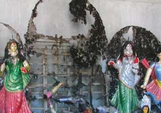 100 year old hindu temple vandalised torched in... 100 year old hindu temple vandalised torched in...