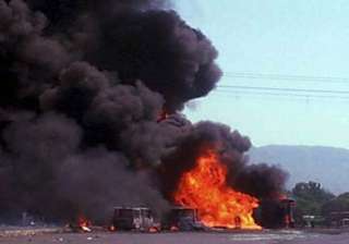7 burnt alive as tanker catches fire on mumbai... 7 burnt alive as tanker catches fire on mumbai...