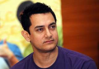 aamir keeps his word for his rickshaw puller... aamir keeps his word for his rickshaw puller...