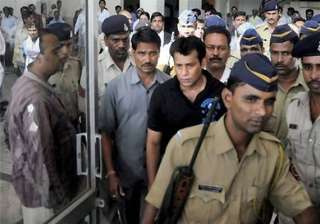 abu salem given bail in an extortion case wins... abu salem given bail in an extortion case wins...