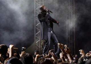 akon unleashes his magic in bangalore - India TV akon unleashes his magic in bangalore - India TV