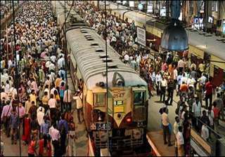 american woman attacked robbed inside mumbai... american woman attacked robbed inside mumbai...