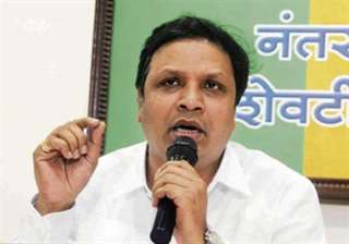 bjp slams maharashtra govt for inaction on adarsh... bjp slams maharashtra govt for inaction on adarsh...