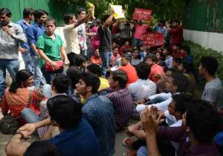 bms students protest over uncertainty on fate of... bms students protest over uncertainty on fate of...