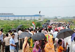 bengal exploring other ways to resolve singur... bengal exploring other ways to resolve singur...