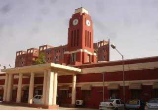 body of a 3 year old girl found in delhi hospital... body of a 3 year old girl found in delhi hospital...