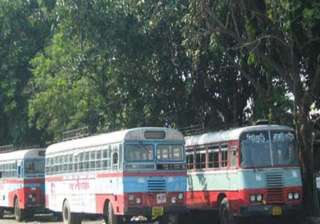 bus operators refuse to budge from 3 day strike... bus operators refuse to budge from 3 day strike...