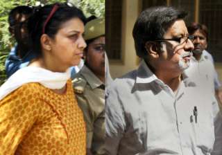 cbi opposes talwar s plea for original... cbi opposes talwar s plea for original...