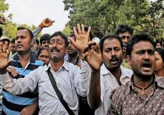 chit fund company agent commits suicide in bengal... chit fund company agent commits suicide in bengal...