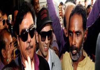 clash again in patna over shotgun s candidature -... clash again in patna over shotgun s candidature -...