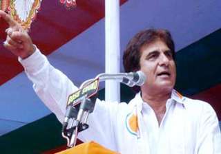 country eager to have pm from gandhi nehru family... country eager to have pm from gandhi nehru family...