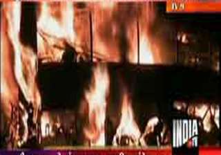couple infant burnt alive in bus accident - India... couple infant burnt alive in bus accident - India...
