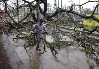cyclone phailin odisha cm naveenpatnaik happy... cyclone phailin odisha cm naveenpatnaik happy...