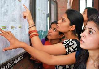 du begins admissions moderate turnout on first... du begins admissions moderate turnout on first...