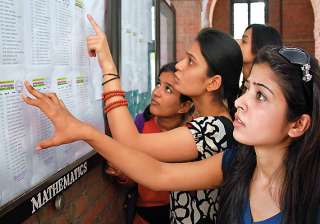 du announces its first cut off list - India TV du announces its first cut off list - India TV