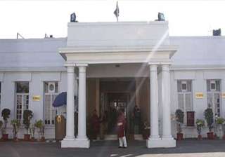 delhi gymkhana club issued notice for not paying... delhi gymkhana club issued notice for not paying...