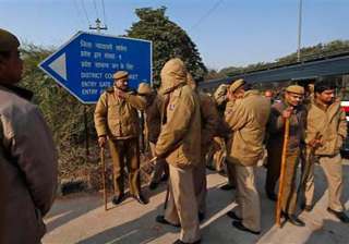 delhi police retd acp dahiya found dead in... delhi police retd acp dahiya found dead in...