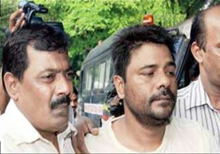 deported bunty pandey sent to 2 days police... deported bunty pandey sent to 2 days police...