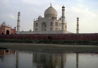 dry yamuna can crack taj mahal s foundations -... dry yamuna can crack taj mahal s foundations -...