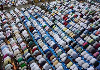 eid ul azha celebrated with gaiety in andhra -... eid ul azha celebrated with gaiety in andhra -...