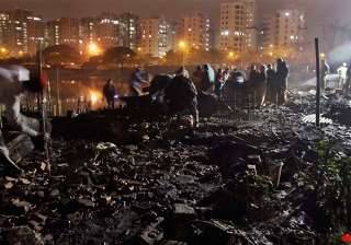entire kolkata slum gutted in devastating fire -... entire kolkata slum gutted in devastating fire -...