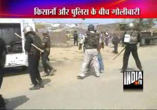 farmers unrest spreads to agra noida toll rises... farmers unrest spreads to agra noida toll rises...
