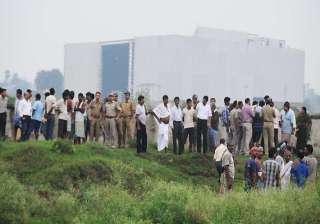 farmers disappointed with singur verdict - India... farmers disappointed with singur verdict - India...