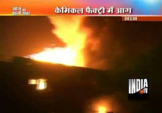 fire guts chemical factory in delhi - India TV fire guts chemical factory in delhi - India TV