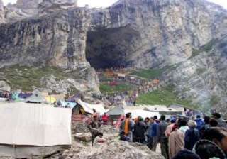 first batch of amarnath yatra flagged off in... first batch of amarnath yatra flagged off in...