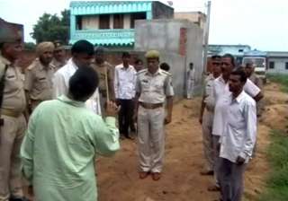 four killed in group clashes in up after minor... four killed in group clashes in up after minor...