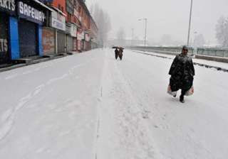 fresh snowfall in kashmir - India TV fresh snowfall in kashmir - India TV