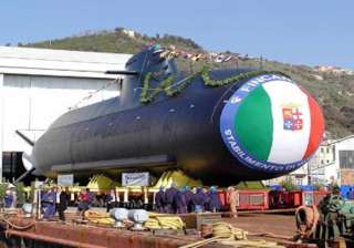 atomic reactor on ins arihant goes critical pm... atomic reactor on ins arihant goes critical pm...