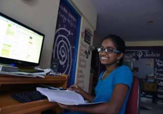 girl from mumbai s red light area kamathipura... girl from mumbai s red light area kamathipura...