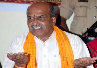goa police refuse to book pramod muthalik over... goa police refuse to book pramod muthalik over...