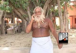 gold hunt shobhan sarkar s aide om maharaj admits... gold hunt shobhan sarkar s aide om maharaj admits...