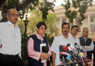 govt writes to anna hazare rejects demand for sit... govt writes to anna hazare rejects demand for sit...