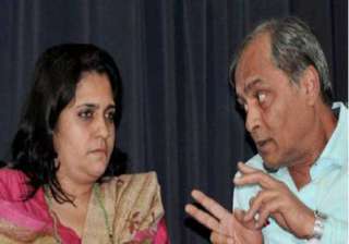 gujarat high court stays teesta setalvad s arrest... gujarat high court stays teesta setalvad s arrest...