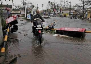 heavy rains wreak havoc in andhra 17 dead - India... heavy rains wreak havoc in andhra 17 dead - India...