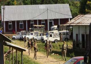 heavy police force deployed in manipur ahead of i... heavy police force deployed in manipur ahead of i...
