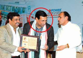 home ministry seeks report on delhi pwd minister... home ministry seeks report on delhi pwd minister...