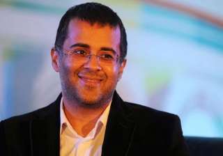 half girlfriend chetan bhagat slapped with rs 1... half girlfriend chetan bhagat slapped with rs 1...