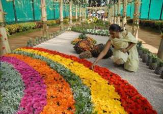 floral arrangements for obama s r day visit... floral arrangements for obama s r day visit...