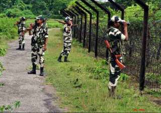 uneasy calm returns to jammu border - India TV uneasy calm returns to jammu border - India TV
