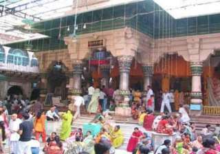 lakhs of pilgrims visit braj bhoomi on new year -... lakhs of pilgrims visit braj bhoomi on new year -...