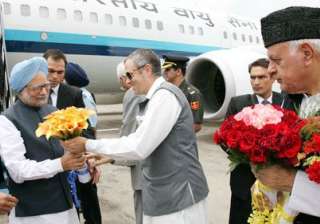 pm announces rs 125 crore relief for leh... pm announces rs 125 crore relief for leh...