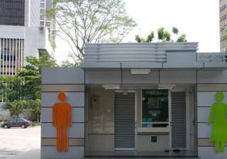 pvt companies to build toilets in new delhi... pvt companies to build toilets in new delhi...